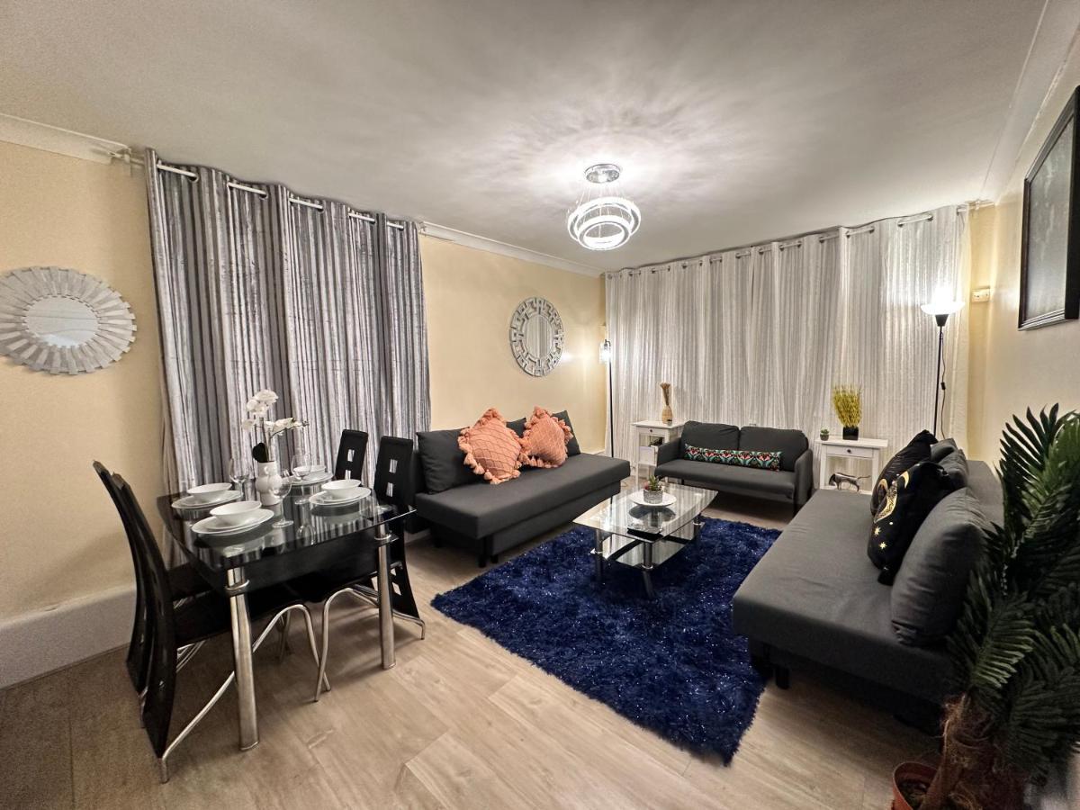 Posh 2-Bedroom, Living Room, Kitchen & 1.5 Bathroom London Exterior foto